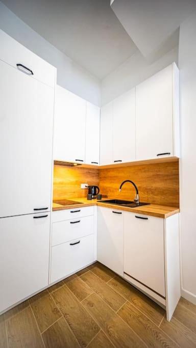 Stylish Apartment In Warschau Exterior foto